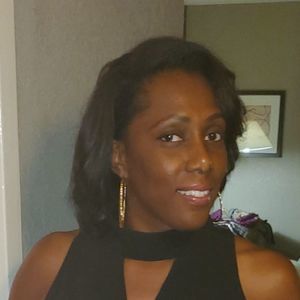 Meet your Posher, Shantá